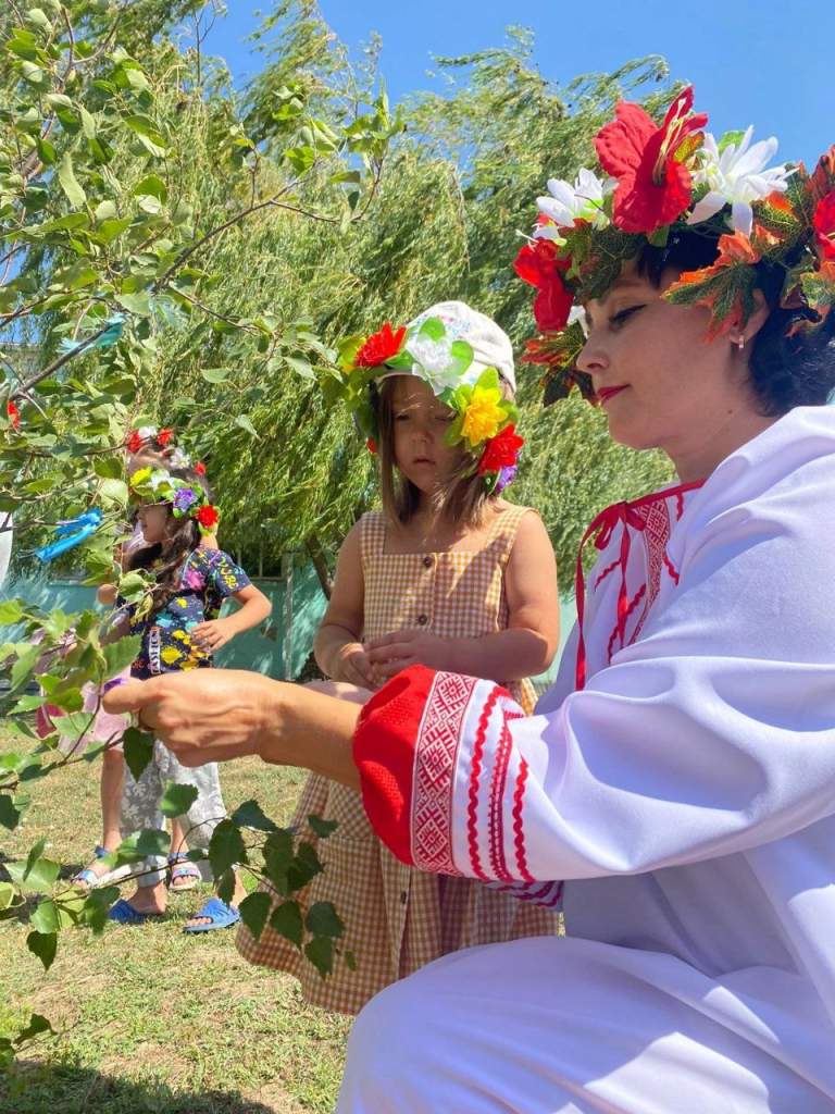 День Ивана Купалы отметили в Дальнем Поле веселым праздником - Новости  Песчанокопского района - газета Колос